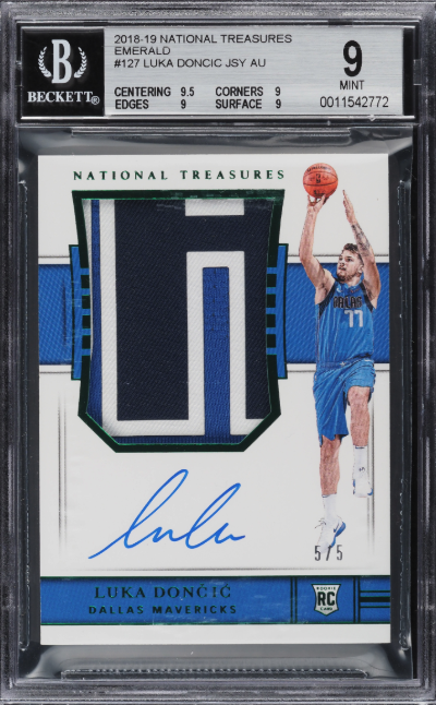 2018-19 National Treasures Rookie Patch Autograph Emerald Luka Doncic #127