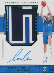 2018-19 Panini National Treasures Rookie Patch Autograph Emerald Luka Doncic #127